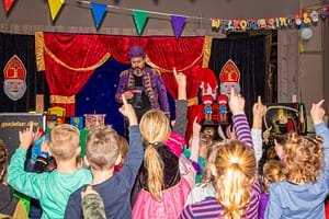 Goochelaar op school 3 Goochelaar op de basisschool